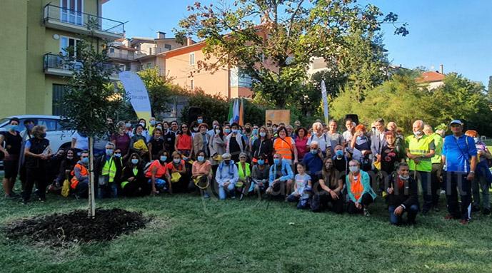 Il gruppone dei partecipanti al primo RiparTIAMOinsieme Coriano